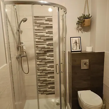 Apartament Edk *