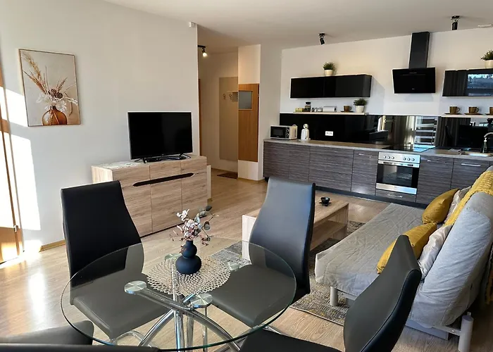 Edk * 옐레니아구라